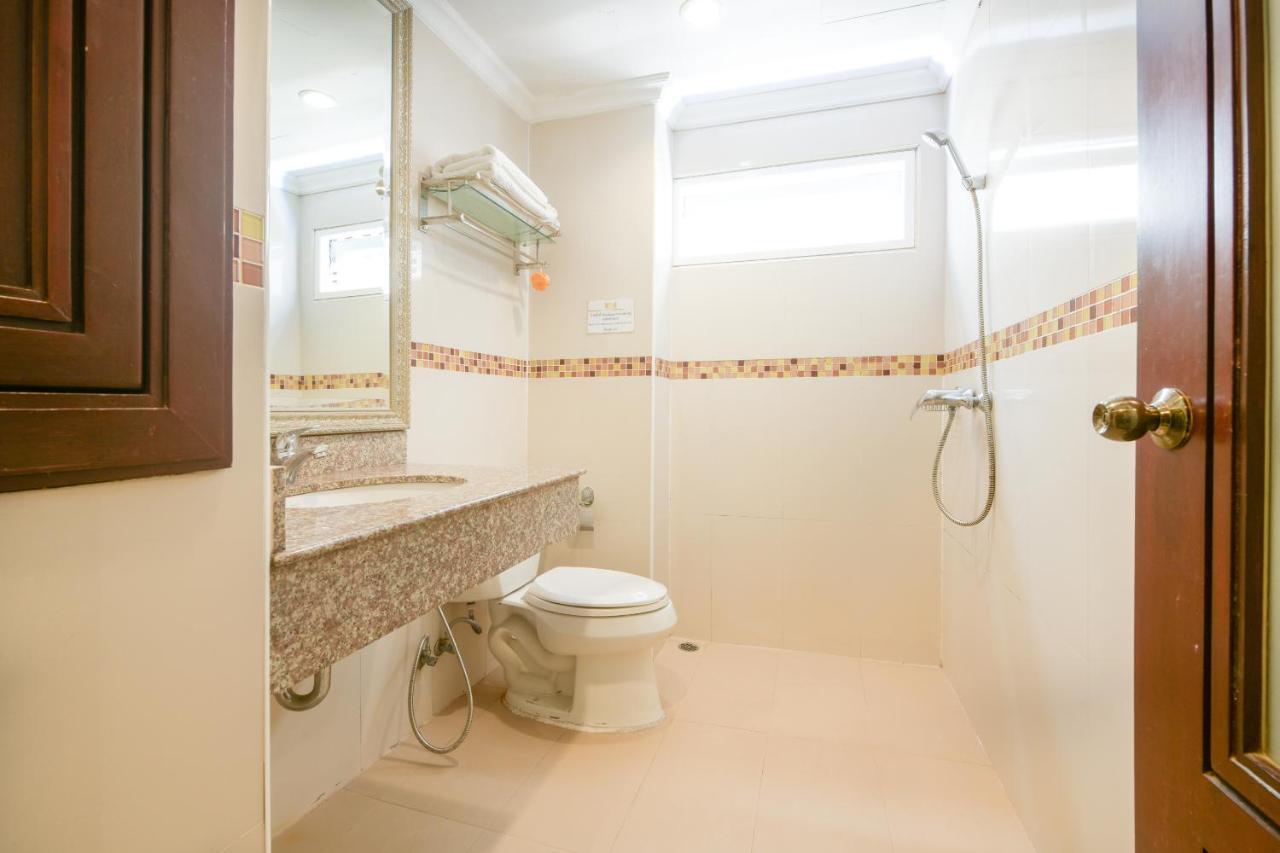Oyo 357 Sleep Easy On Nineteen Hotel Pattaya Ngoại thất bức ảnh